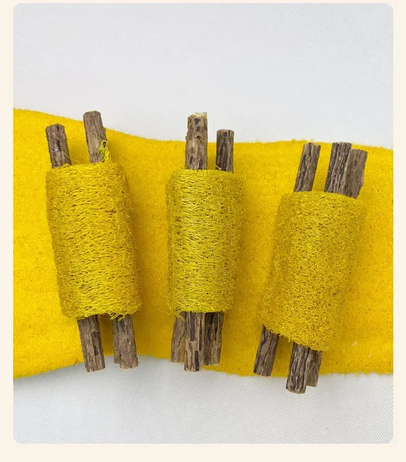 loofah sponge texture on the cat chew stick